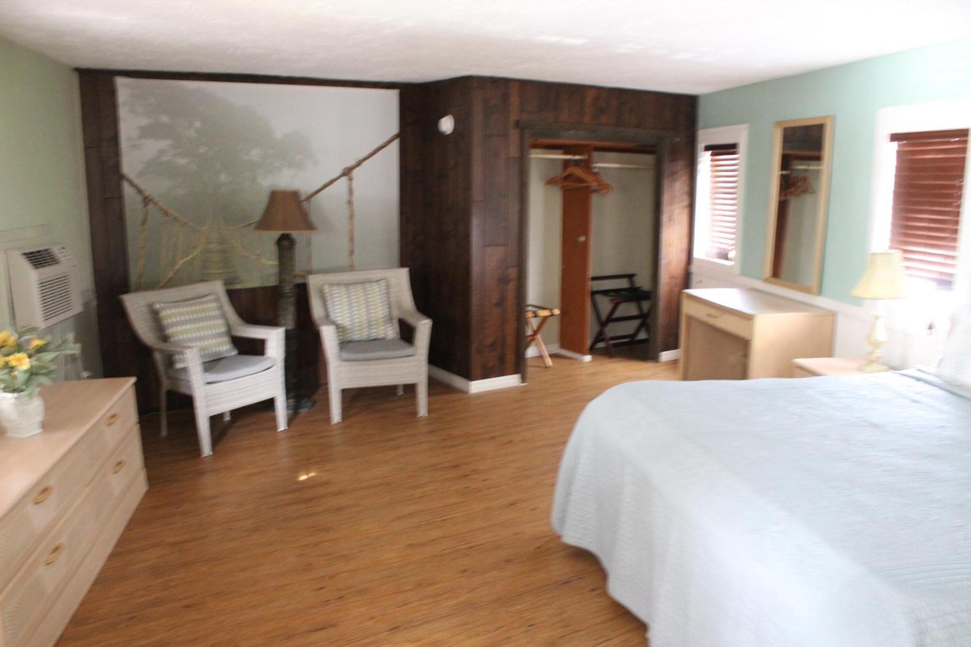 Shoreline Suites & Cabana Cottages - Beachfront Daytona Beach Habitación foto