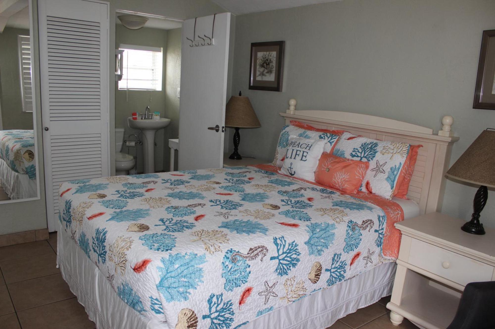 Shoreline Suites & Cabana Cottages - Beachfront Daytona Beach Habitación foto