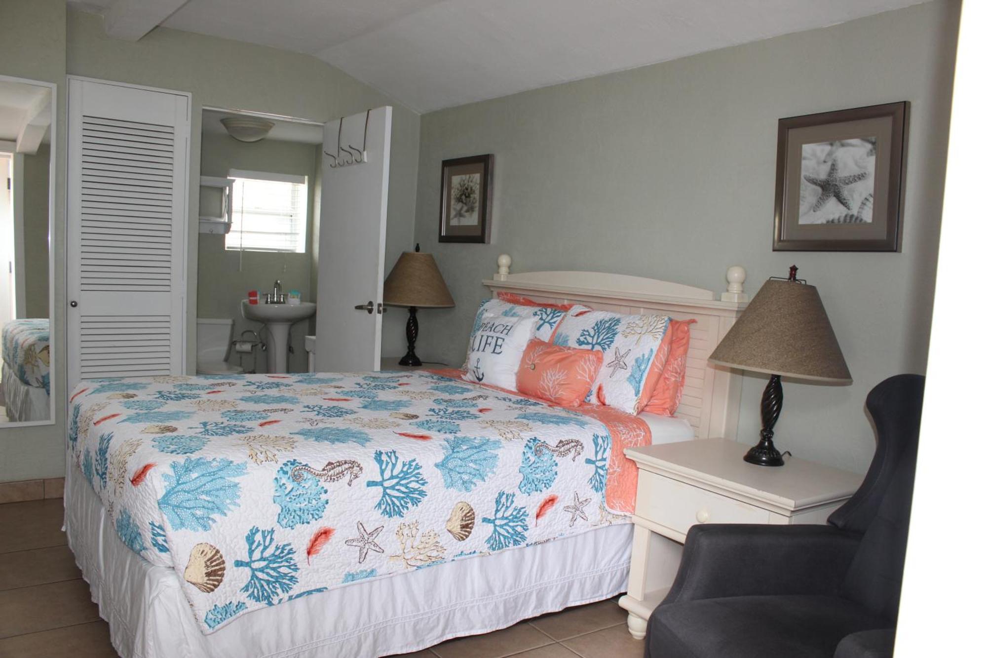 Shoreline Suites & Cabana Cottages - Beachfront Daytona Beach Habitación foto